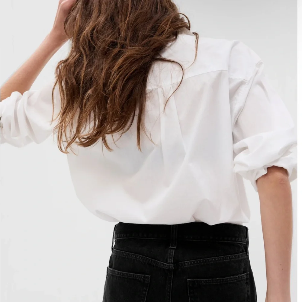 GAP Size 33 4" Low Rise Stride Denim Shorts “Black” - Picture 7 of 10